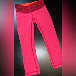 Lululemon Wunder Under Pant III (Reversible) Cranberry / Alarming Size 4 EUC